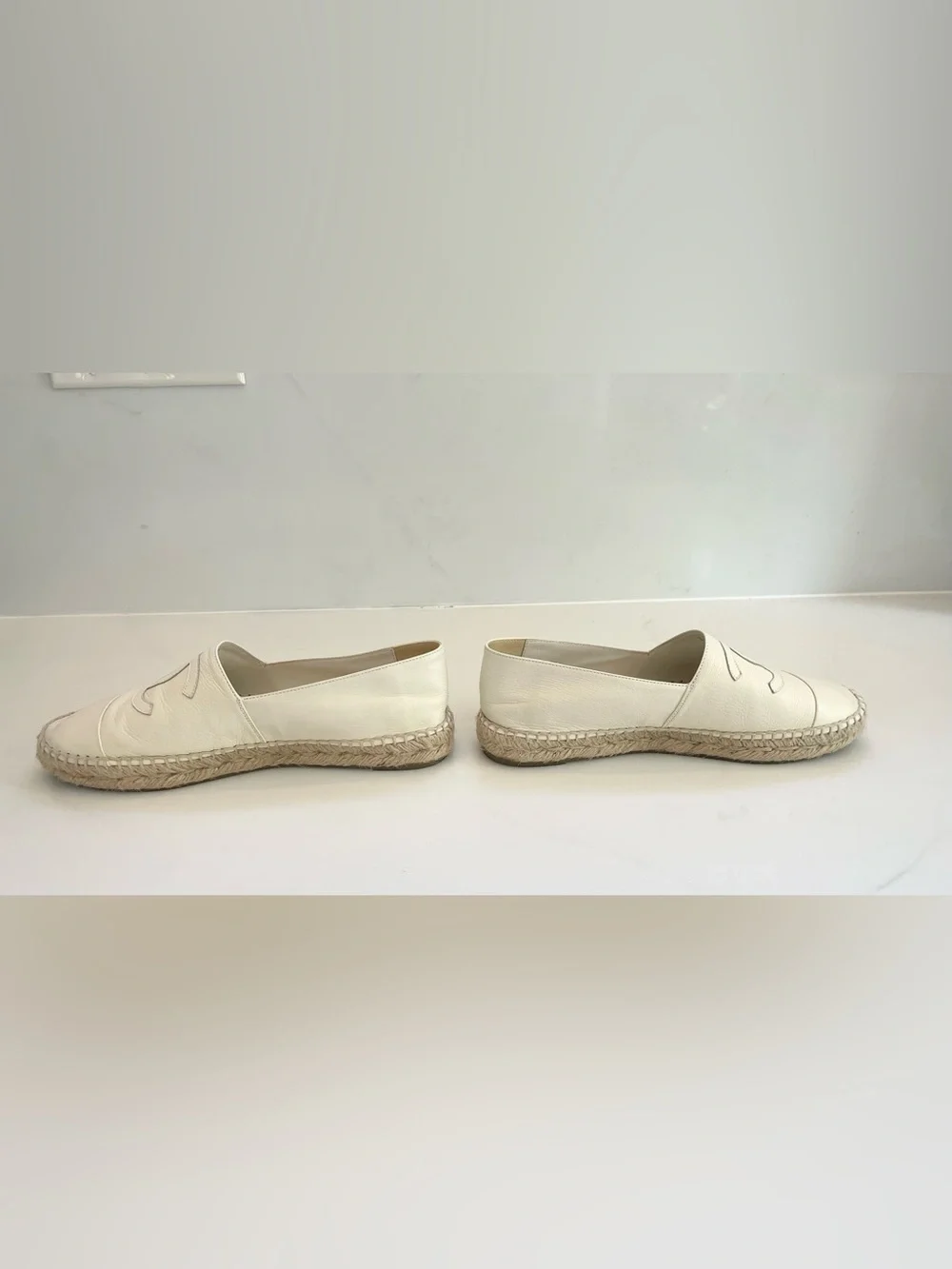 CHANEL Cream Lambskin Leather CC Espadrille Flats
